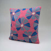 Load image into Gallery viewer, Flappy florals Crewel
