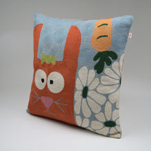 Load image into Gallery viewer, Hopzy Crewel Cushion
