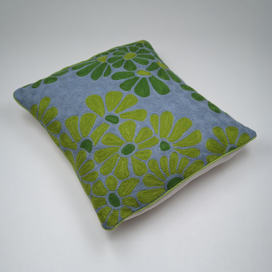 Hopzy florals Crewel