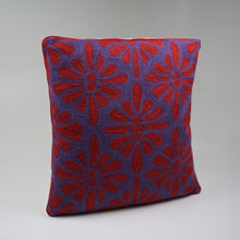 Load image into Gallery viewer, Mooberry florals Crewel
