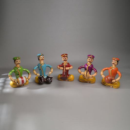 the VAADYAKAARAS (single)