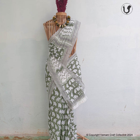 THE TRUMPET Saree (Green)