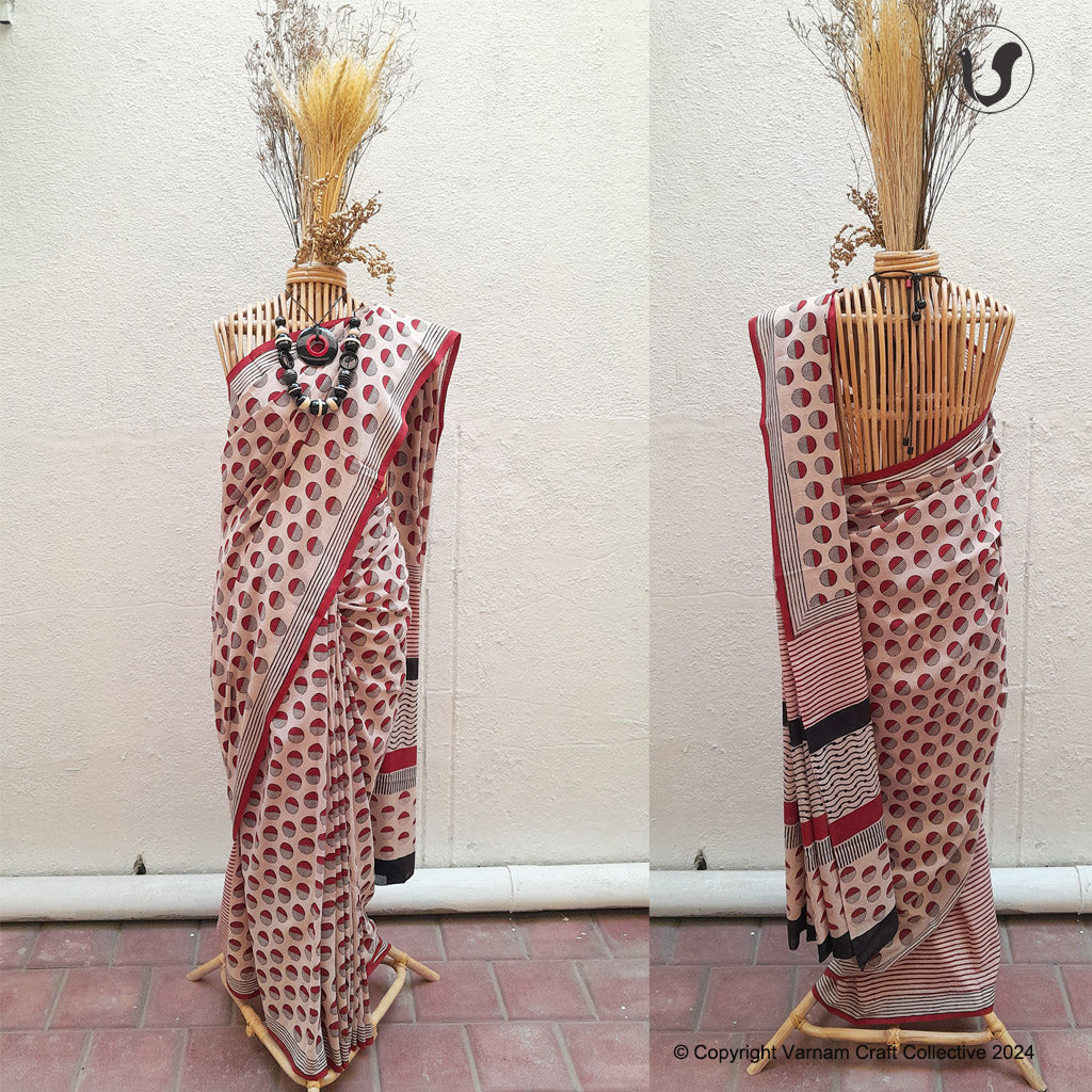 HALF-MOON Saree in Red