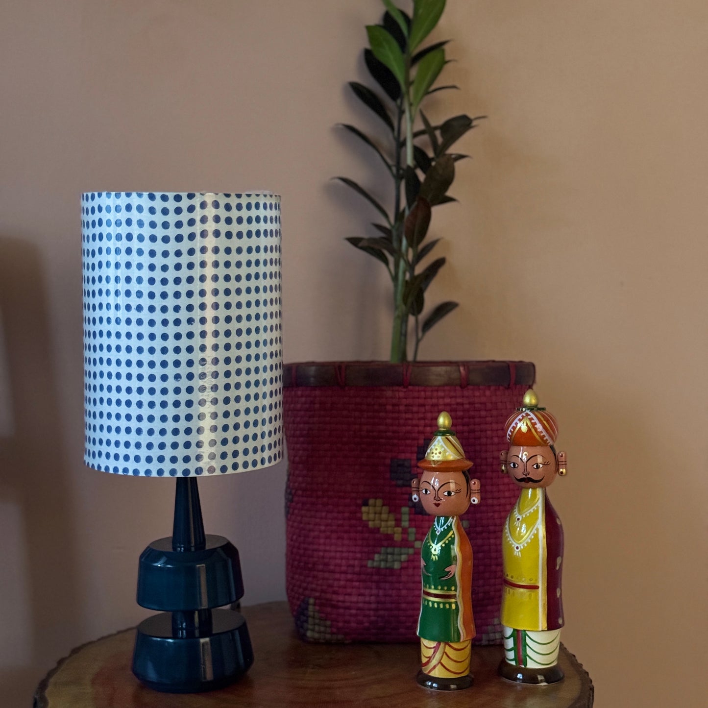 MINI TRIKONE BLUE ~ 6X8" BLUE DOTTED SHADE