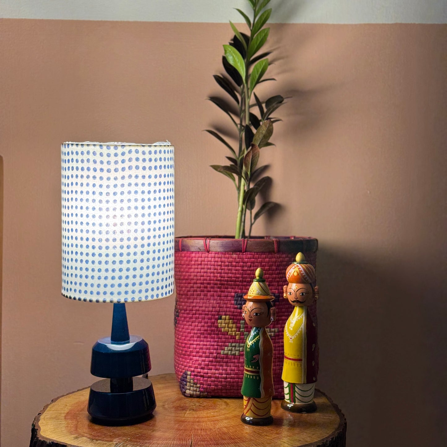 MINI TRIKONE BLUE ~ 6X8" BLUE DOTTED SHADE