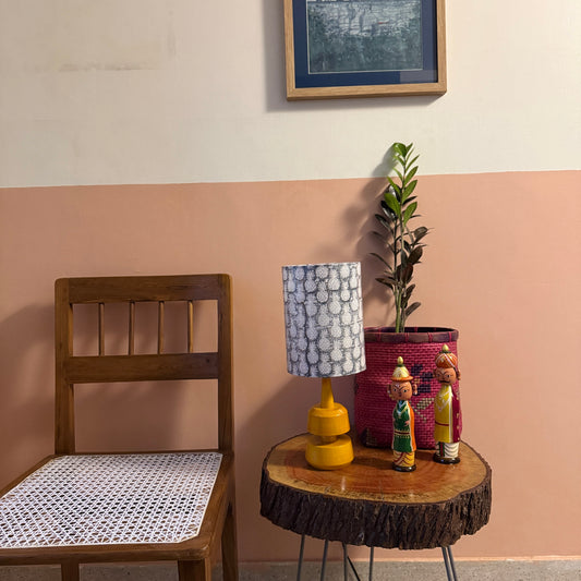 MINI TRIKONE YELLOW ~ 6X8" PINEAPPLE GREY SHADE