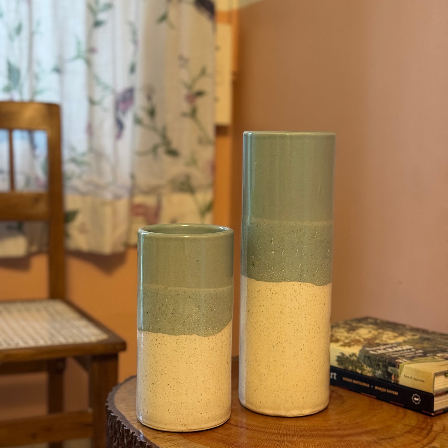 CERAMIC CYLINDER VASES
