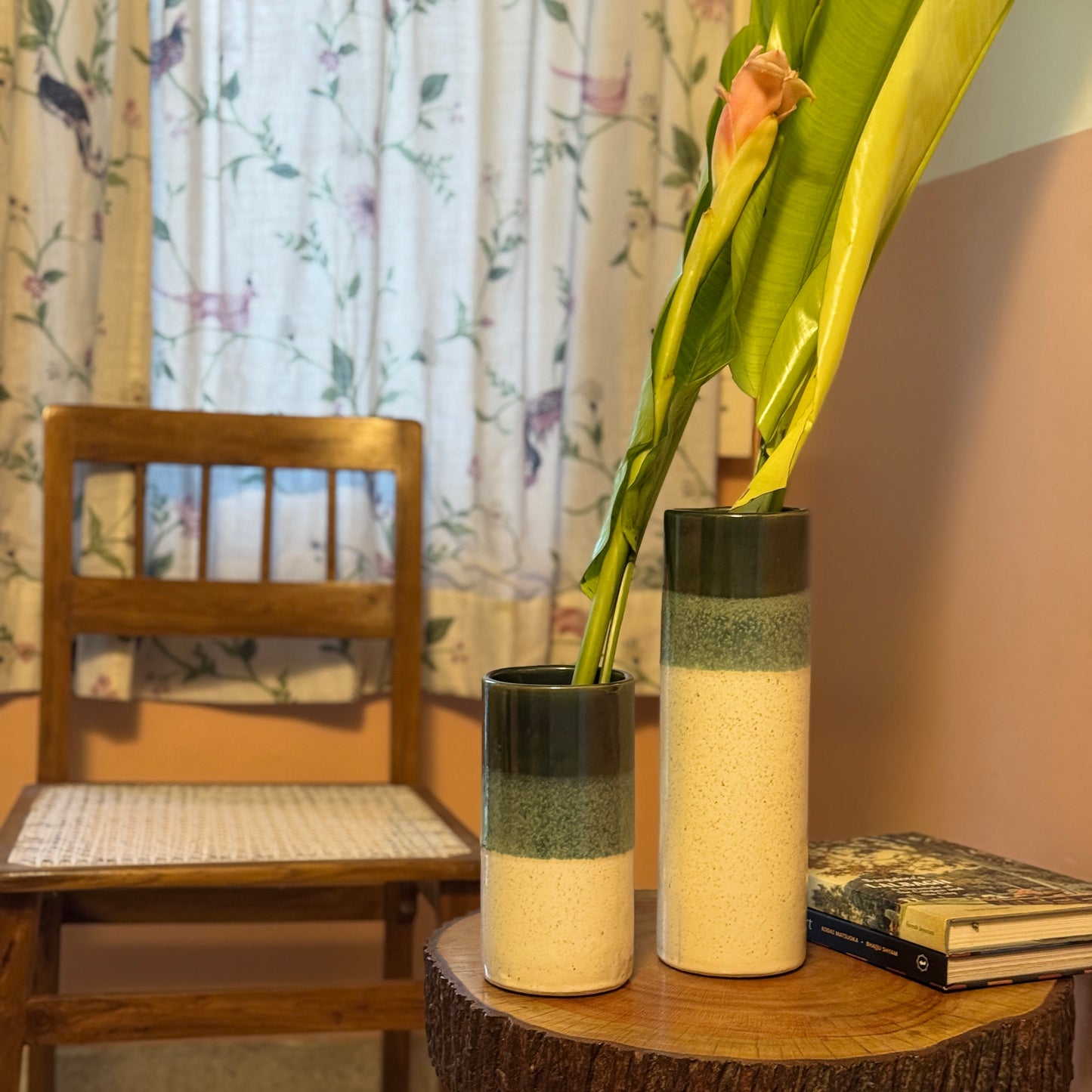 CERAMIC CYLINDER VASES