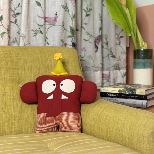 FLAPPY CUSHION DOLL Maroon