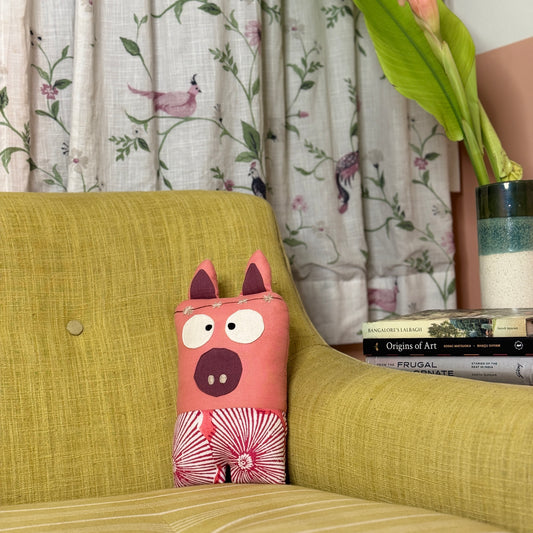 OINKSTON CUSHION DOLL