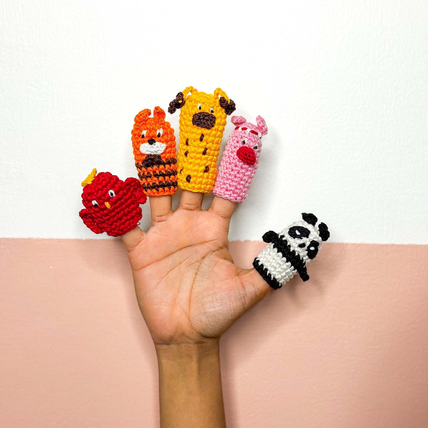 SNUGGLEWALAS Finger Puppets