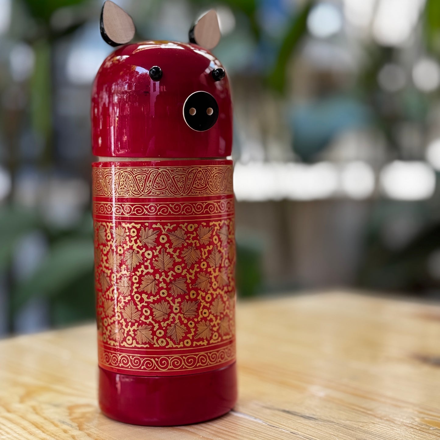 OINKSTON NAQQASHI RED