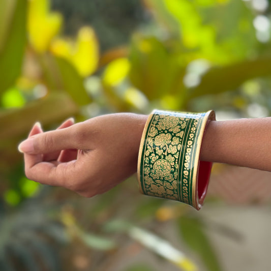 A LITTLE BENT NAQQASH green florals/2.4