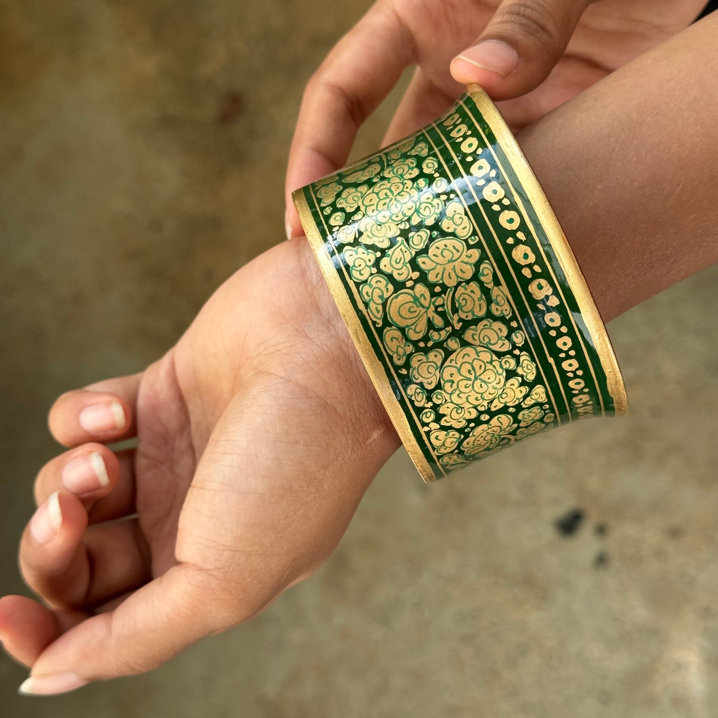 A LITTLE BENT NAQQASH green florals/2.4