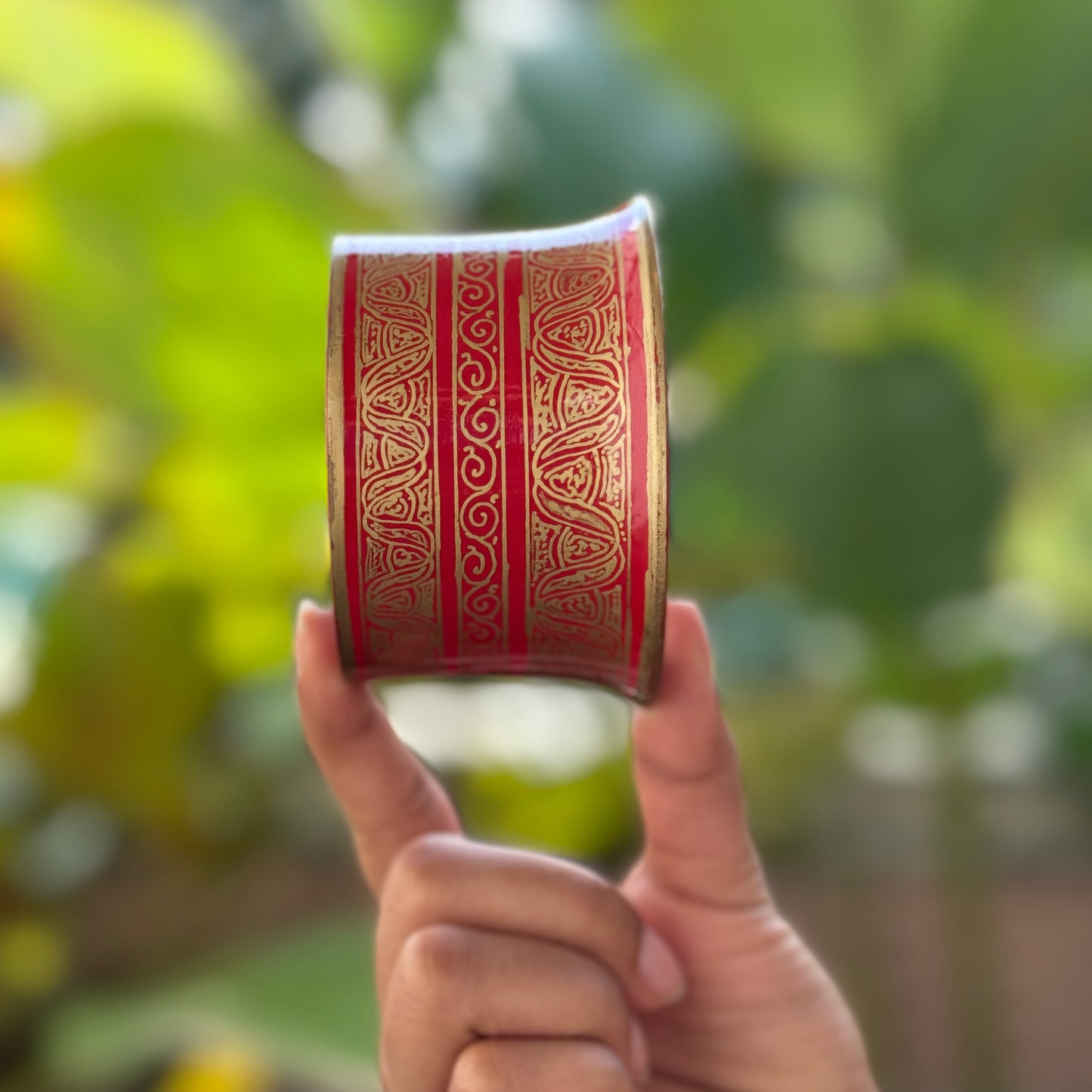 A LITTLE BENT NAQQASH red-gold/2.4
