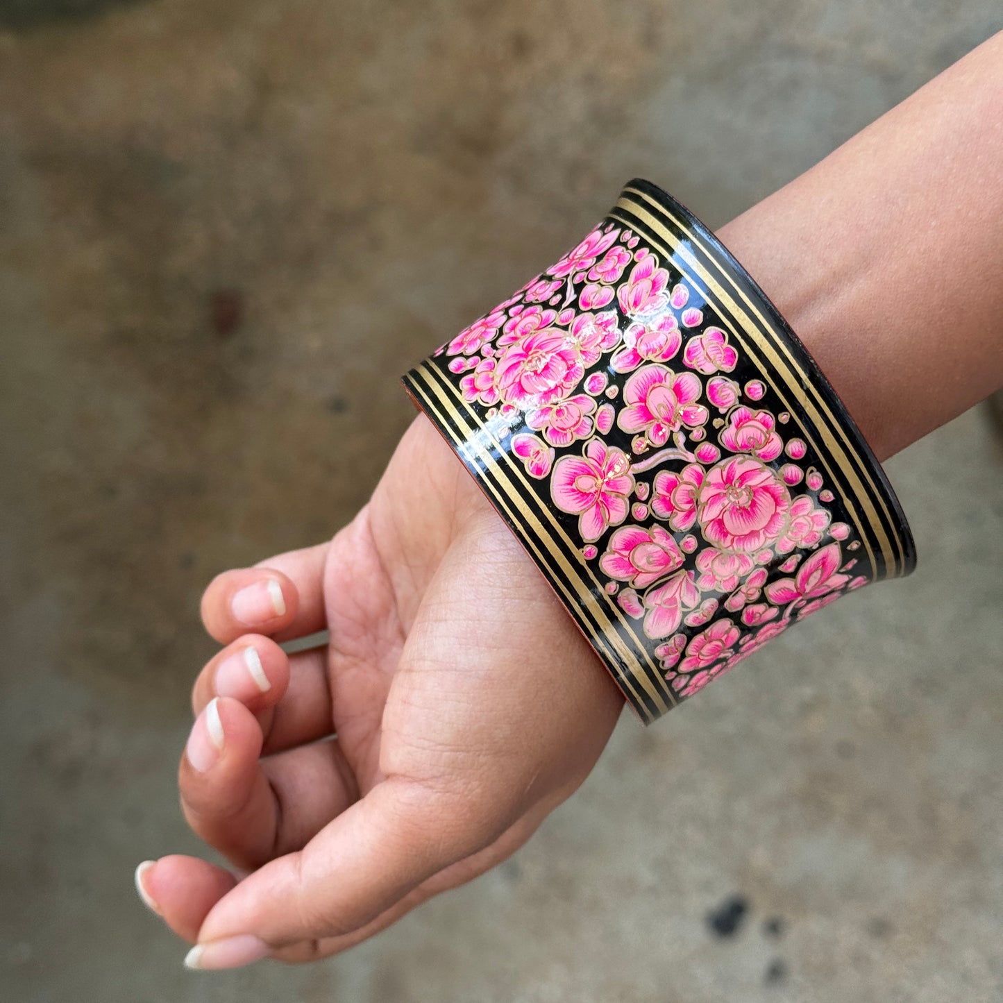 A LITTLE BENT NAQQASH pink, florals