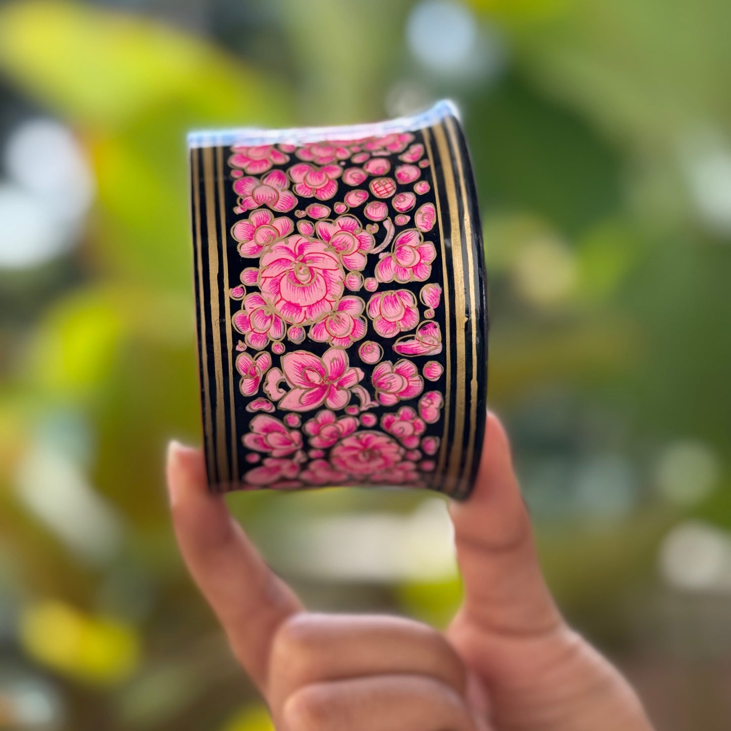 A LITTLE BENT NAQQASH pink, florals