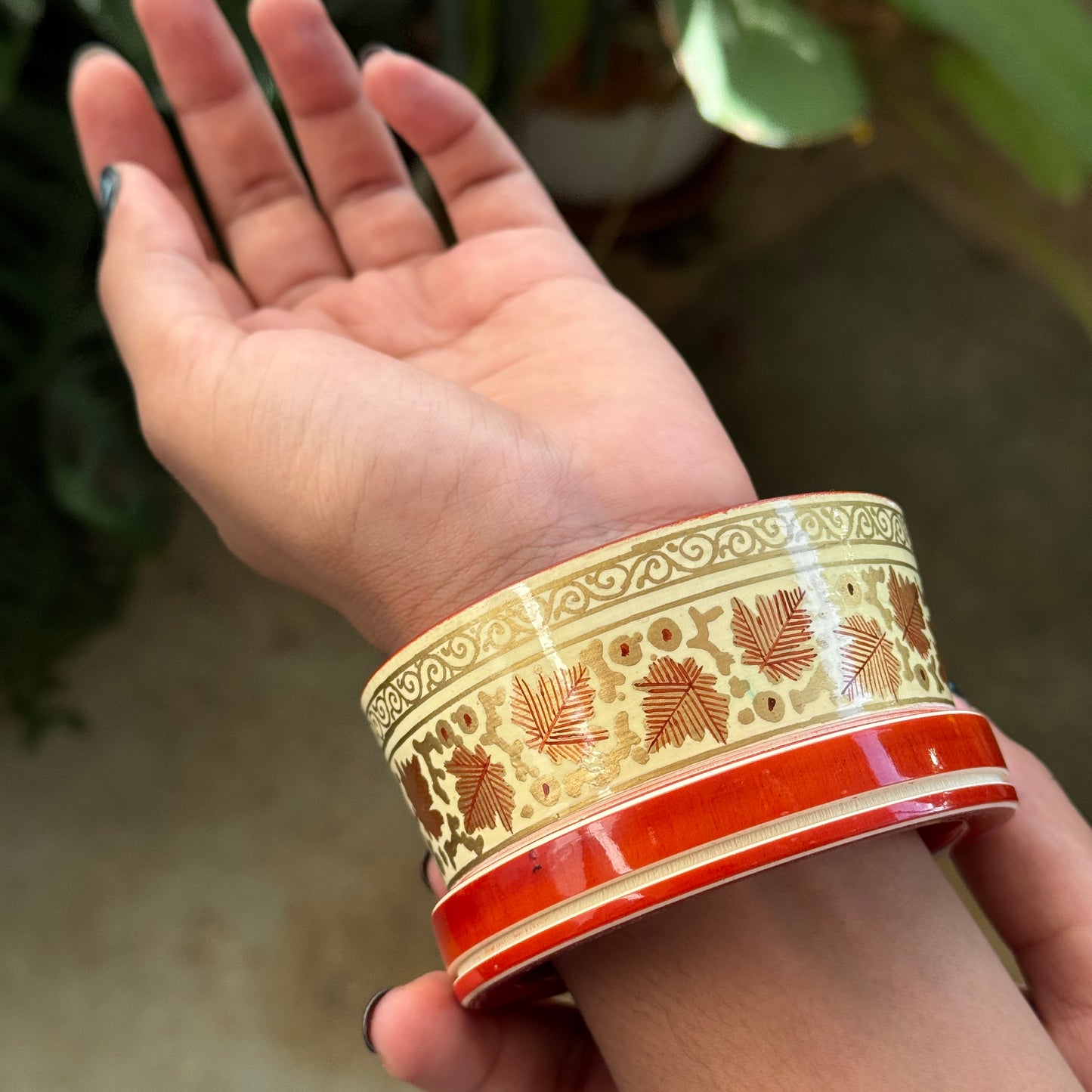 MALHAR NAQQASH red cream /2.4
