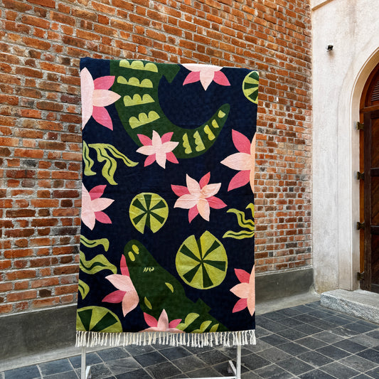 SNAPPY BLOOMS CREWEL DHURRIE