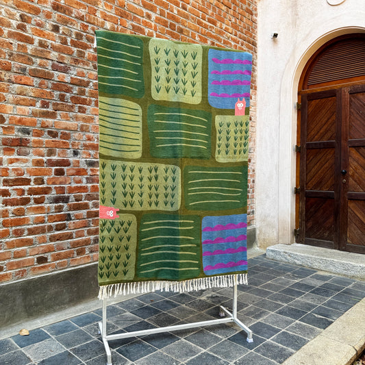 OINKSTON GARDEN CREWEL DHURRIE