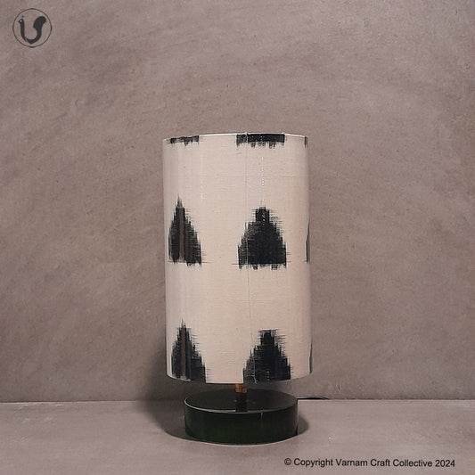 SHUBAM - Trikone Ikkat green