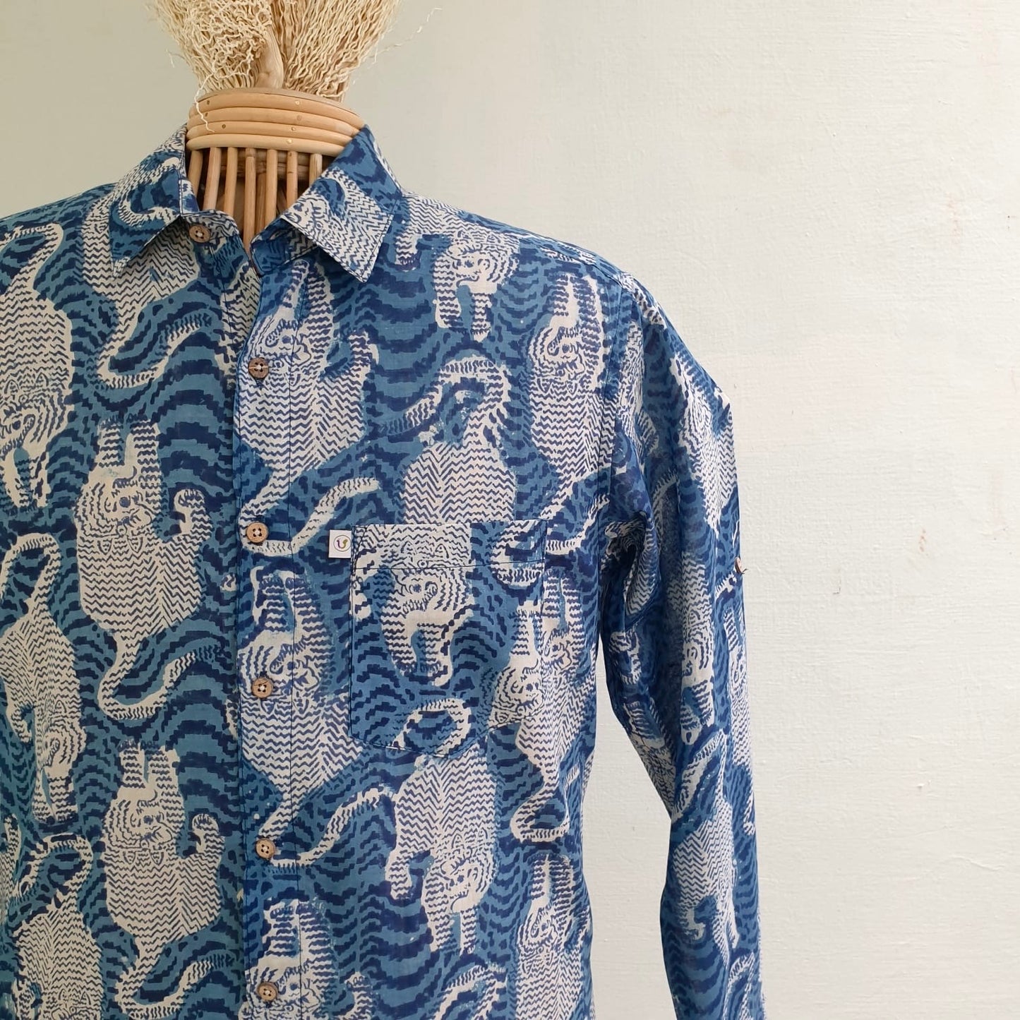 CROUCHING TIGERS (Full Sleeves)