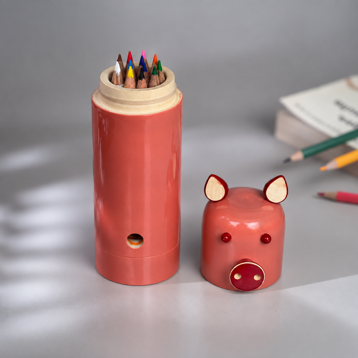 PINK OINKSTON COLOURING BOX