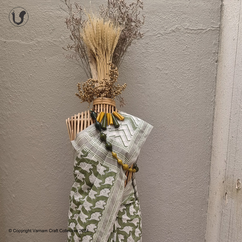 THE TRUMPET Saree (Green)