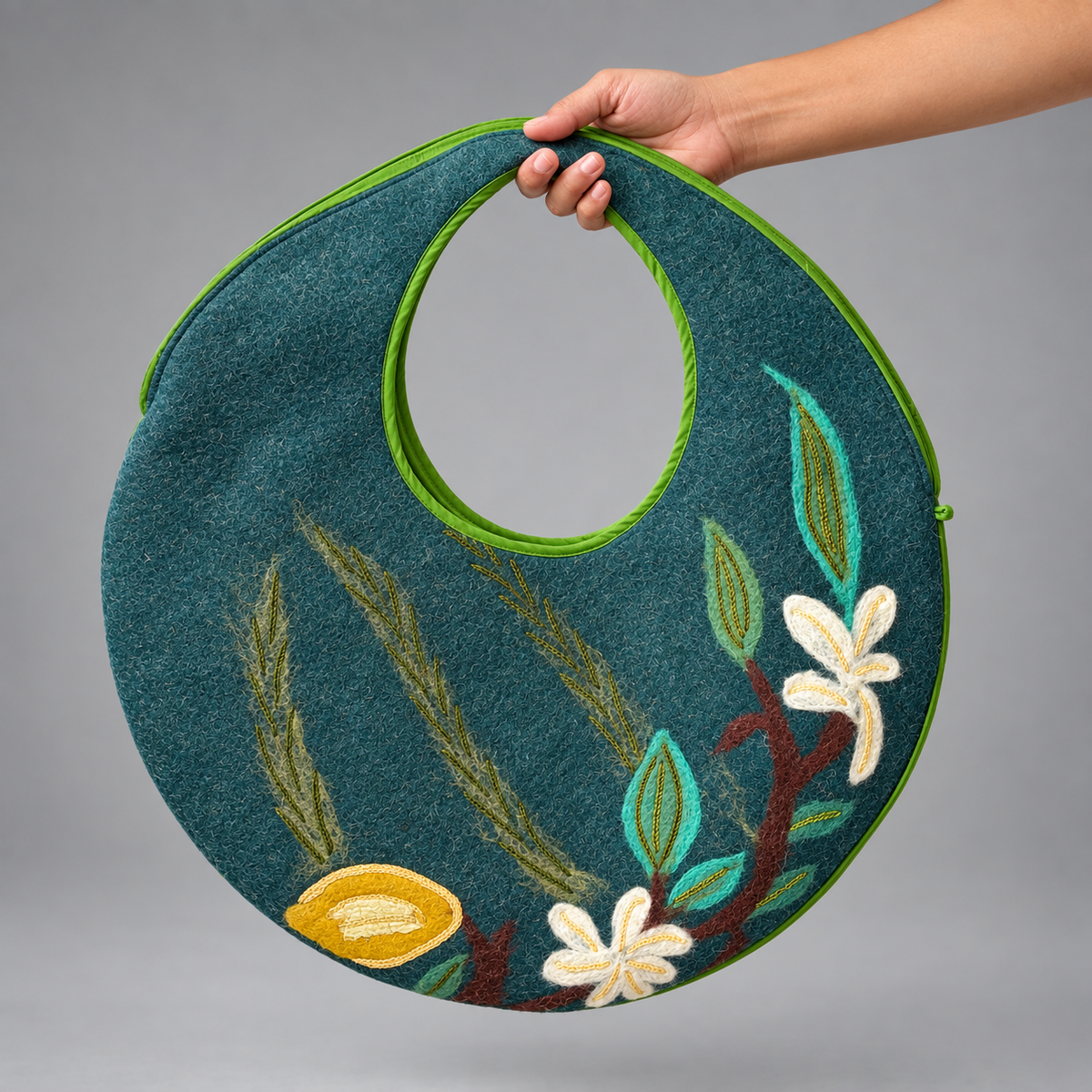 NIBBLES NAMDA LUXURY TOTE