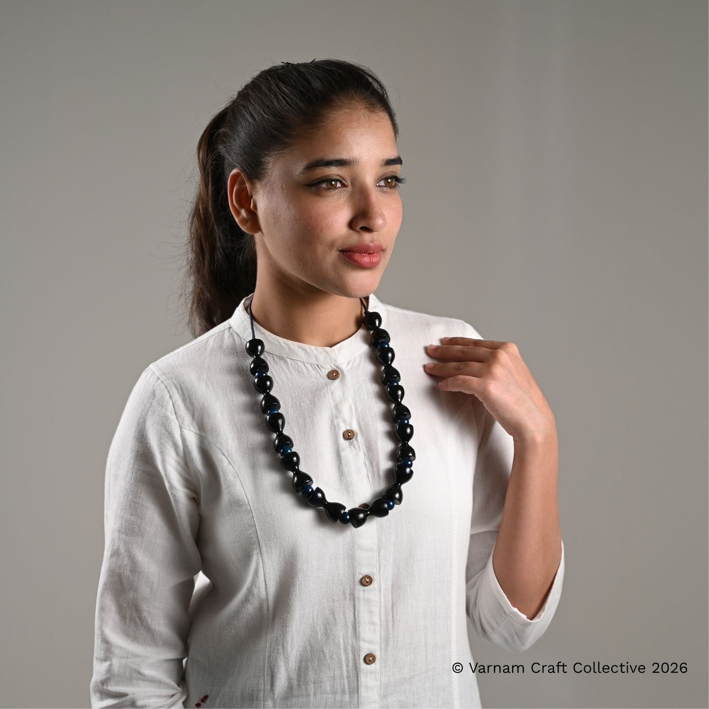 SAMAY neckpiece