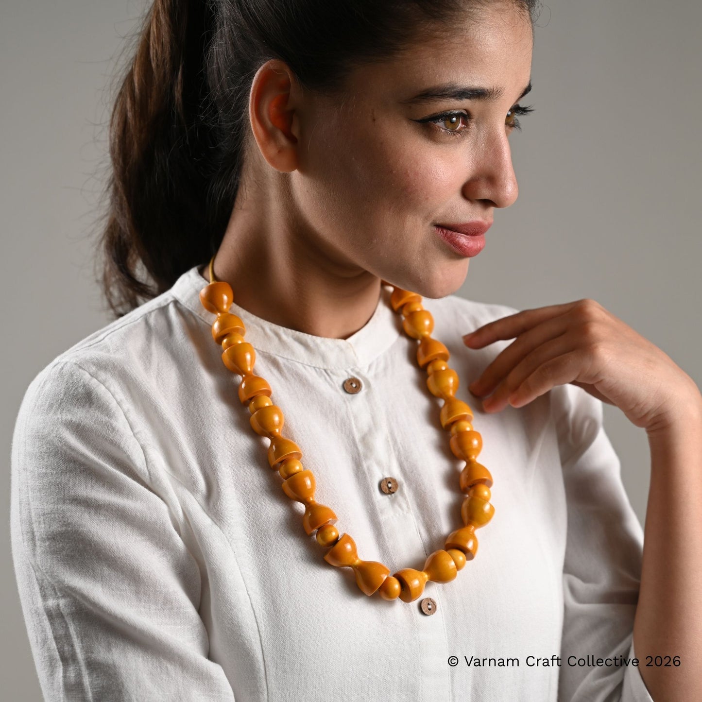 SAMAY neckpiece