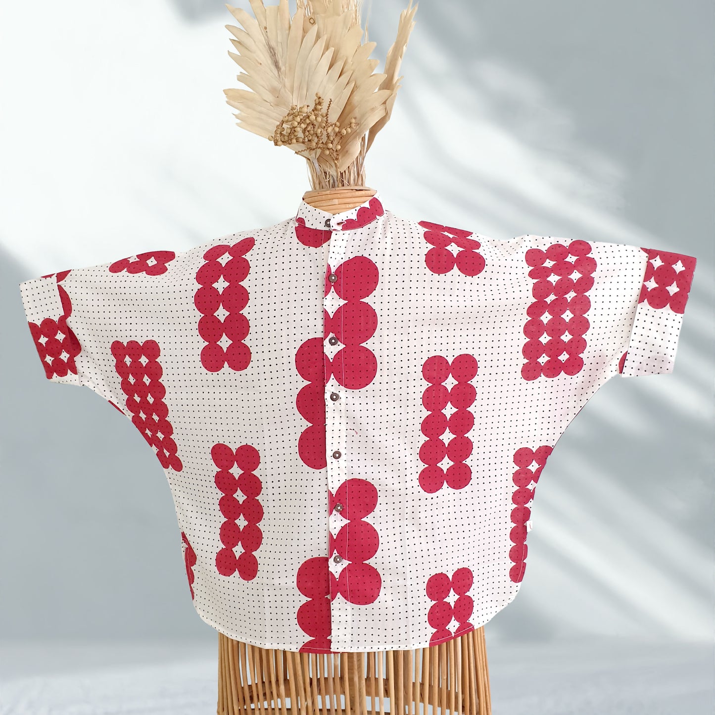 POLKAS ON DOTS ANTI-FIT (Red)