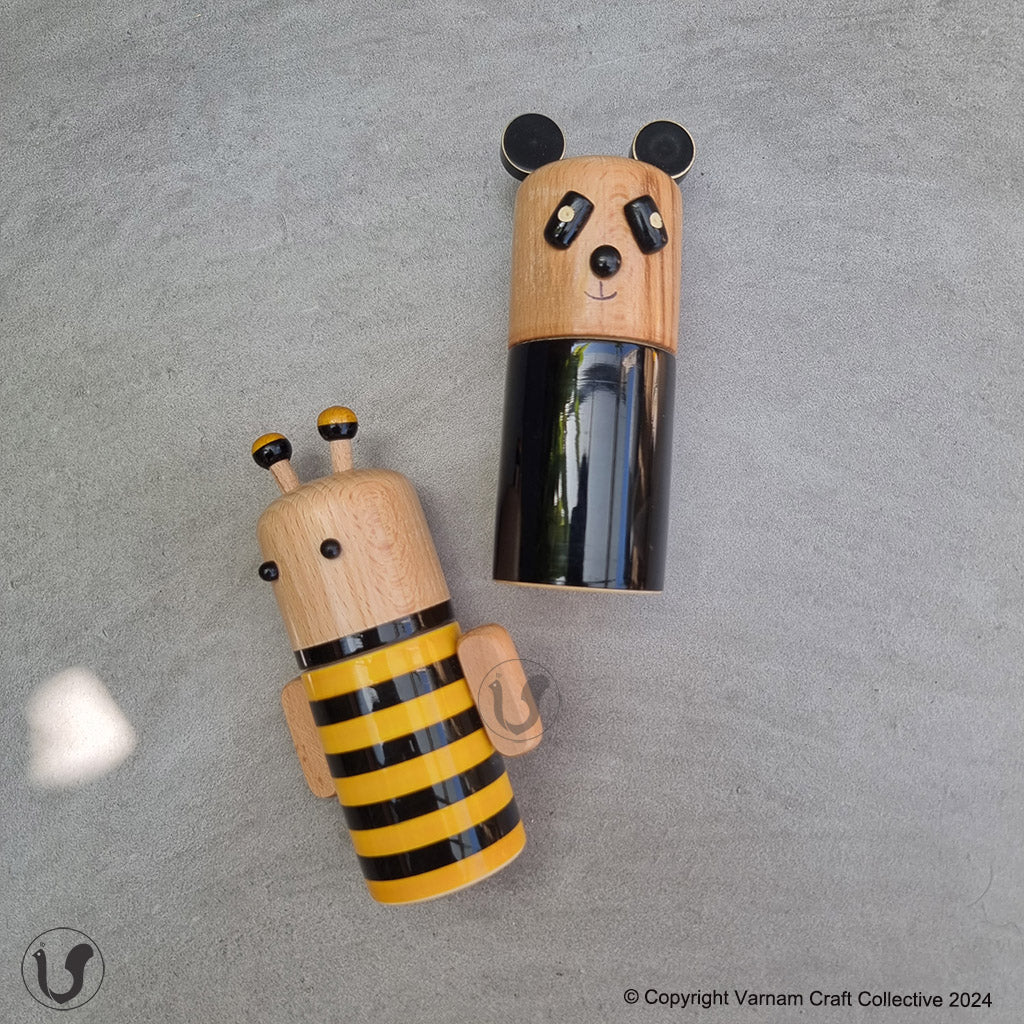 BUMBLEDORE n COSMO Panda Salt pepper set