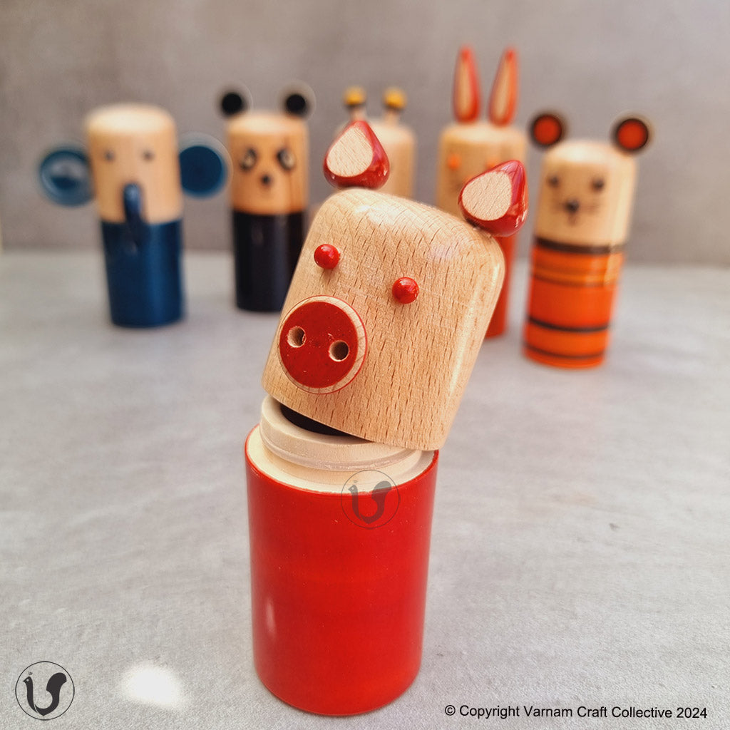 Oinkston n Bumbledore Salt pepper set