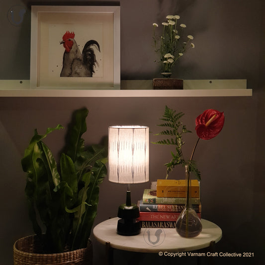 MINI TRIKONE Black ~ 6X8" BLACK RAIN IKAT