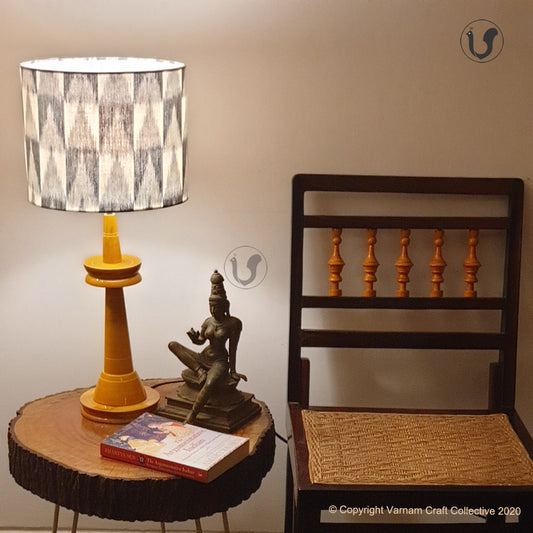 VILLAKKU BASE ~ Grey checks Ikat Drum