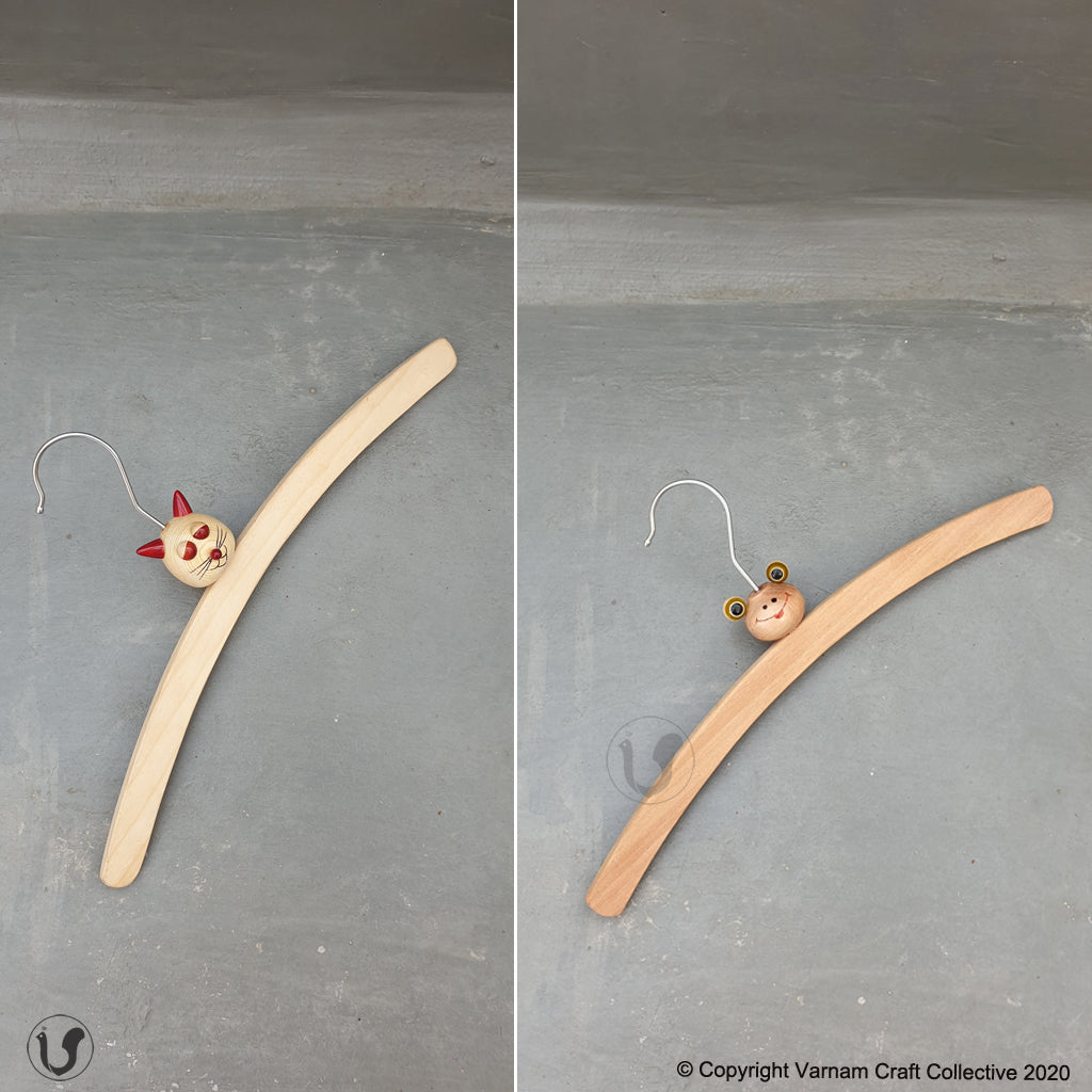 TUNTI TUNTA HANGERS